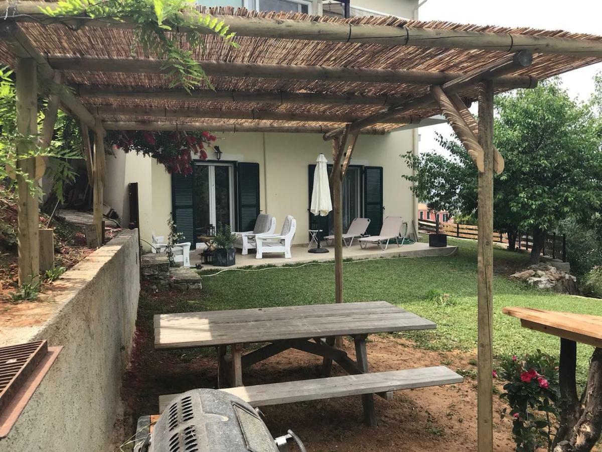 Chez Nikos Villa Kompítsion Exterior photo